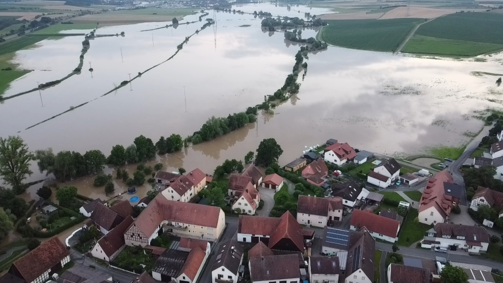 Luftbild Hochwasser West