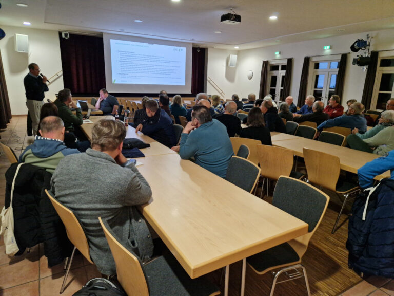Mehr über den Artikel erfahren Informationsabend zum Nahwärmenetz: Nächste Schritte zur Betreibergesellschaft