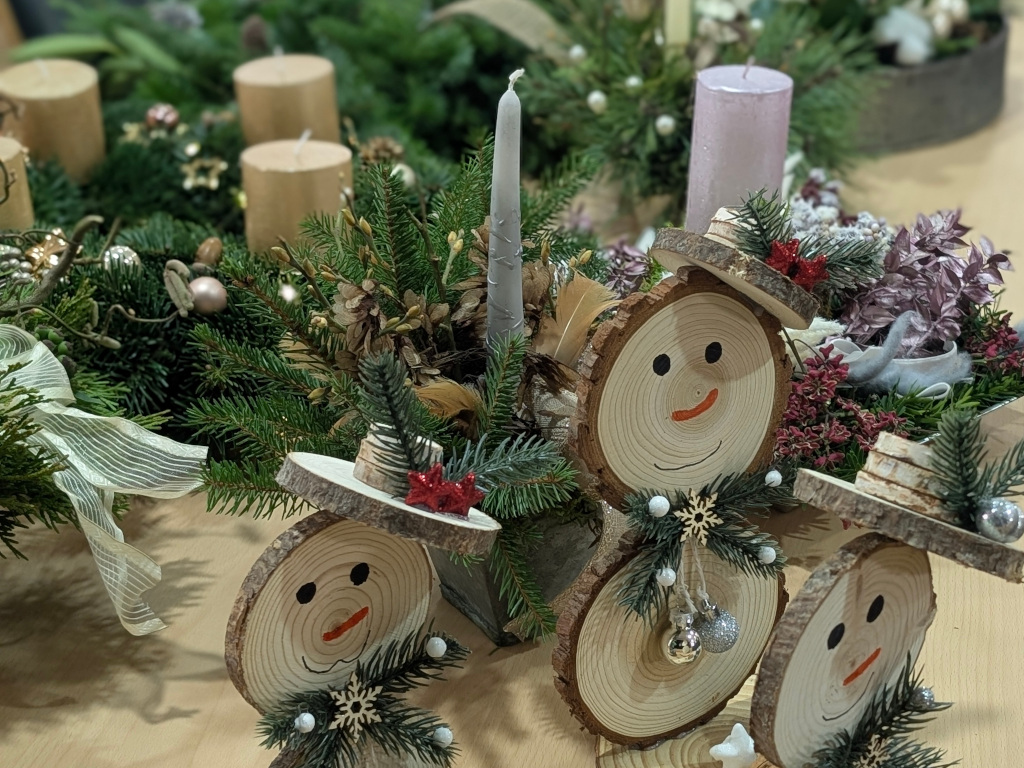 Mehr über den Artikel erfahren Bastelzauber vor dem ersten Advent – Gemeinsam kreativ im Gartenbauverein